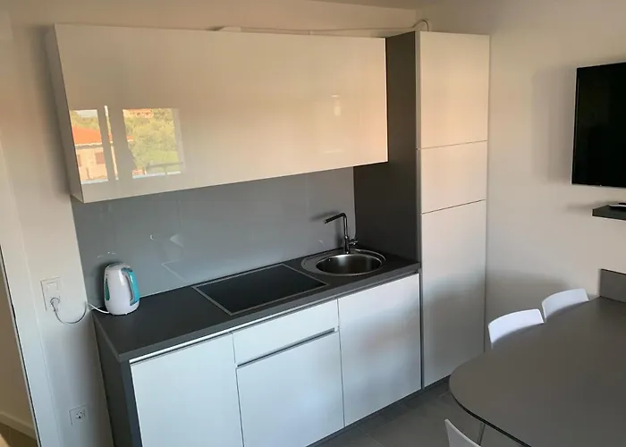 Apartman 2 *