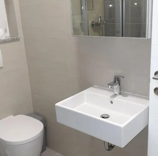 Apartman 2 *