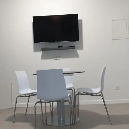 2 Apartamento *