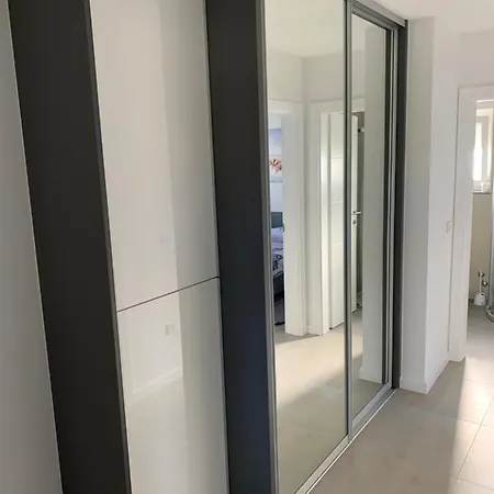 Zaton 2 Apartment